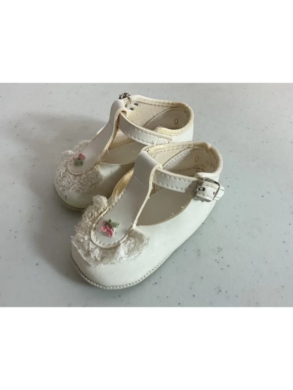 Vintage Wee Walker Girls baby shoes Original Box size 0